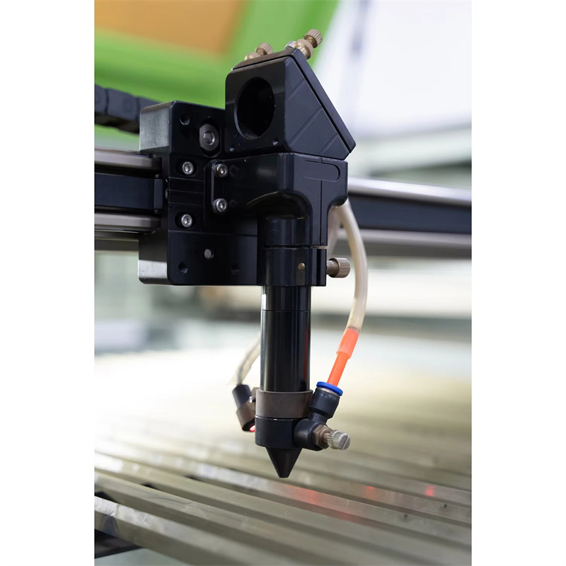 산업용 고출력 CNC CO2 레이저 절단기 (직물, 가 - Industrial Laser Fabric Cutting Machine 리뷰 및 가격